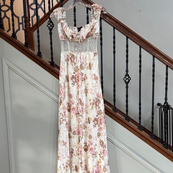 SOLD - Picture 5 of 8